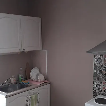 Apartment V